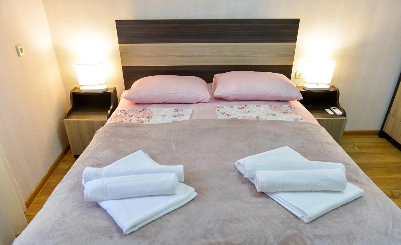 Cozy House Hotel Koetaisi Buitenkant foto